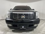 Used 2013 Cadillac Escalade Luxury image 2
