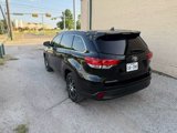 Used 2018 Toyota Highlander SE image 6
