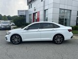 Used 2024 Volkswagen Jetta Sport image 5