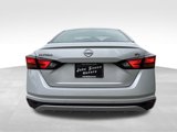Used 2023 Nissan Altima 2.5 SV image 4