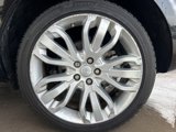 Used 2020 Land Rover Range Rover Sport HSE image 3