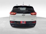 Used 2017 Jeep Cherokee Latitude image 5