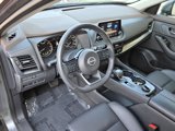 Used 2023 Nissan Rogue SV image 5