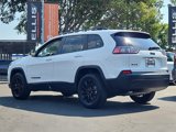 Used 2023 Jeep Cherokee Altitude Lux image 2