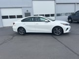 Used 2024 Kia Forte LXS image 4