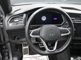 Used 2023 Volkswagen Tiguan SE R-Line image 2