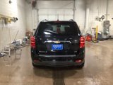 Used 2017 Chevrolet Equinox LT w/ Convenience Package image 2