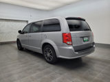 Used 2018 Dodge Grand Caravan SE image 5