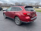 Used 2017 Subaru Outback 3.6R Limited image 2