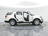 Certified 2017 Ford Explorer XLT image 4