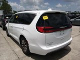 Used 2021 Chrysler Pacifica Touring-L image 4