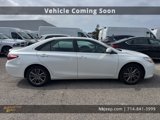 Used 2015 Toyota Camry SE image 4