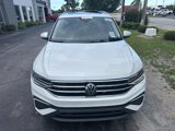 Used 2023 Volkswagen Tiguan SE image 2