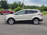Used 2017 Ford Escape Titanium image 2
