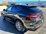 Used 2023 Alfa Romeo Stelvio Sprint image 5