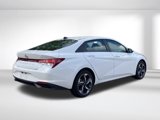 Used 2023 Hyundai Elantra SEL w/ Convenience Package image 5