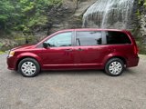 Used 2019 Dodge Grand Caravan SE w/ UConnect Hands-Free Group image 2
