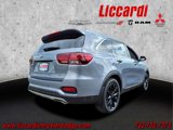 Used 2020 Kia Sorento EX image 2