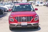 Used 2024 Hyundai Venue Limited image 2