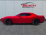 Used 2015 Dodge Challenger R/T Plus image 3