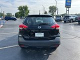 Used 2019 Nissan Kicks S image 4