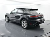Certified 2023 Porsche Macan Turbo image 3