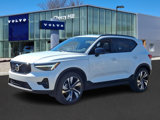 Certified 2023 Volvo XC40 B5 Ultimate image 3