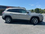 Used 2021 Jeep Cherokee Latitude Lux w/ Comfort/Convenience Group image 3