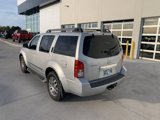 Used 2012 Nissan Pathfinder LE image 4
