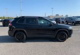 Certified 2023 Jeep Cherokee Altitude Lux image 5