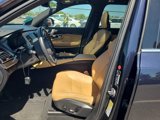 Used 2017 Volvo XC90 T6 Momentum w/ Vision Package image 2