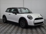 Used 2025 MINI Cooper 2-Door Hardtop image 4