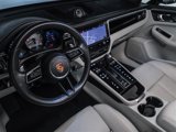 Certified 2023 Porsche Macan S image 4