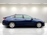 Used 2022 Chevrolet Malibu LT image 2