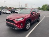 Used 2021 Toyota RAV4 XLE Premium image 3