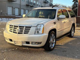 Used 2011 Cadillac Escalade ESV Luxury image 2