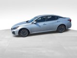 Used 2023 Nissan Altima 2.5 SV image 3