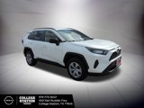 Used 2019 Toyota RAV4 LE image 3