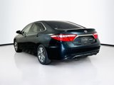 Used 2015 Toyota Camry SE image 5