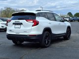 Used 2022 GMC Terrain SLE w/ Driver Convenience Package image 4