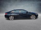 Used 2023 Hyundai Elantra Limited w/ Preferred Accessory Package image 3