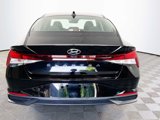 Used 2021 Hyundai Elantra SE image 5