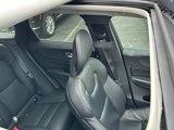 Used 2018 Volvo XC60 T5 Momentum w/ Vision Package image 6