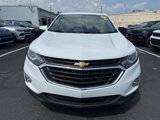 Used 2020 Chevrolet Equinox LT w/ Driver Convenience Package image 2
