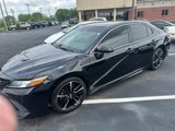 Used 2018 Toyota Camry XSE image 4