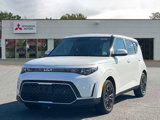 Used 2023 Kia Soul LX image 2