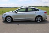 Used 2020 Ford Fusion SE image 4