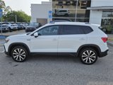 Certified 2024 Volkswagen Taos SE image 4