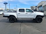 Used 2013 Toyota Tacoma 4x4 Double Cab image 2