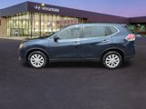 Used 2015 Nissan Rogue S image 2